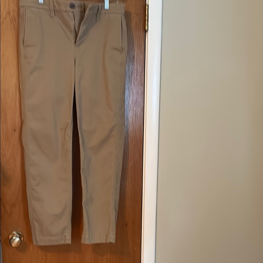 Women’s High-Rise Girlfriend Chino Tan Pants